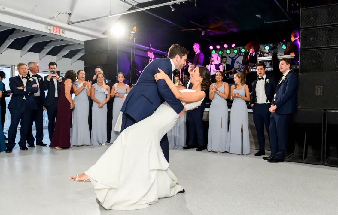 find your dream wedding dance